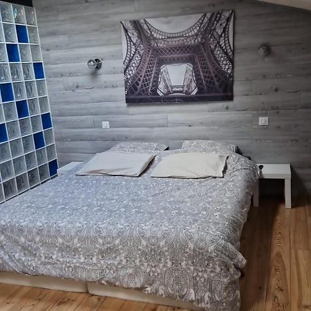 Duplex Atypique 20' De Toulouse Apartamento Leguevin Exterior foto
