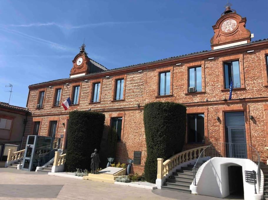 Duplex Atypique 20' De Toulouse Apartamento Leguevin Exterior foto